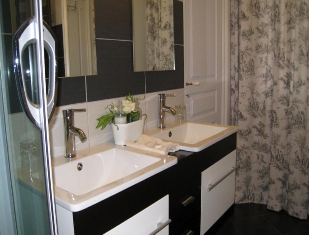 Chambres D'Hotes Spa Chateau D'Omiécourt Pokój zdjęcie